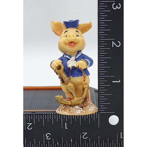 Sailor Pig figurines with anchor, helm. LOT OF 2 Resin 2.5in tall. Vintage Farm - Picture 12 of 13